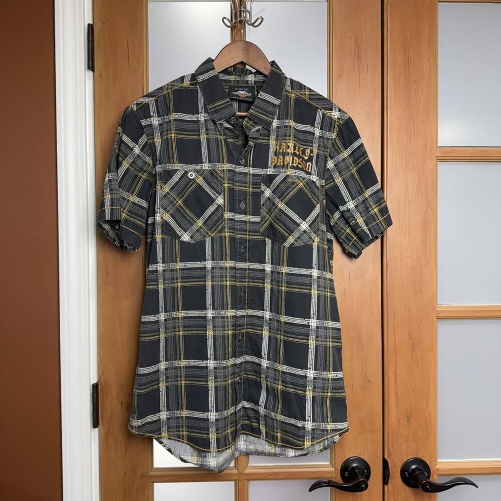 J708 - Harley Davidson Button Down Short Sleeve Shirt - Size Medium